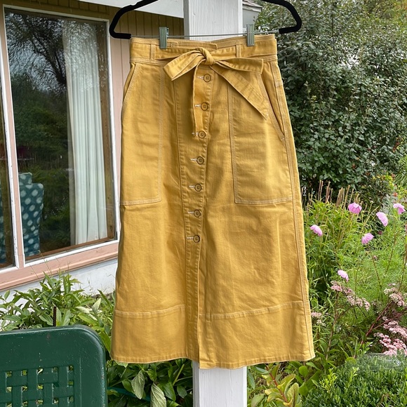 Marigold Ulla Johnson denim skirt.  This is perfect for fall!!  Super cute - Picture 1 of 4